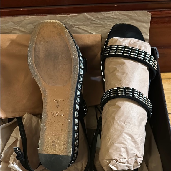 Alaia Paris Black Sandals - Picture 3 of 9